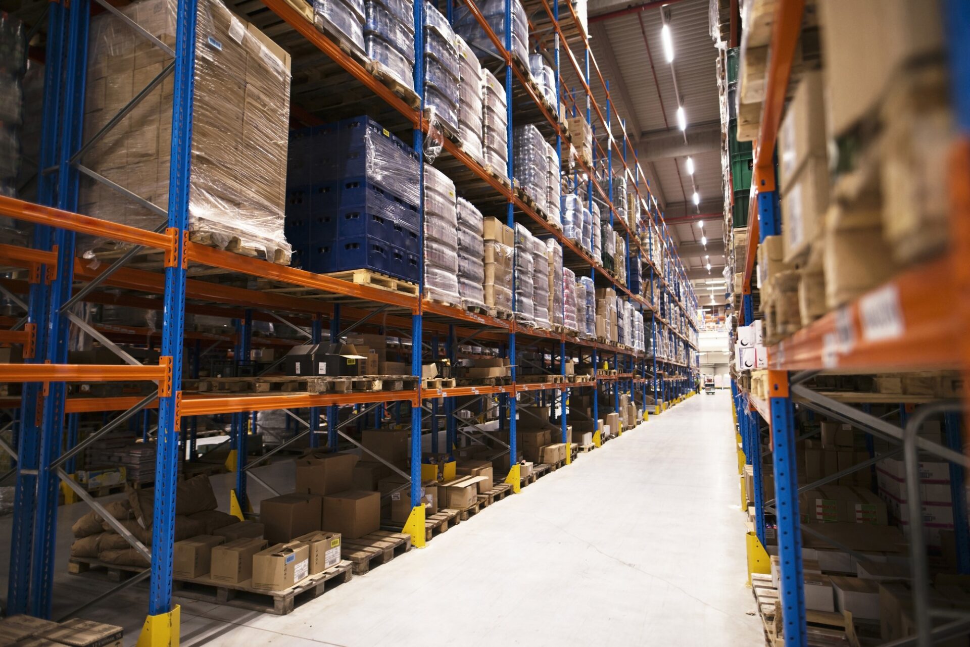 Cobrança de Fornecedores: proteja o mix de produtos e o lead time de recebimento da sua rede